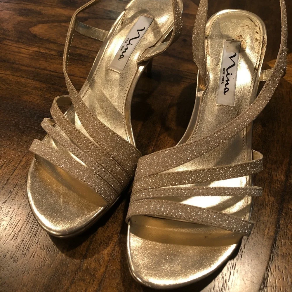 Gold HeelsNina Glittery Back Strap Sz 7.5 Wedding Party Festival Hoco Dance